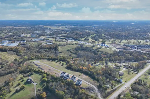 1031 Tiane Trl, Gallatin, TN 37066