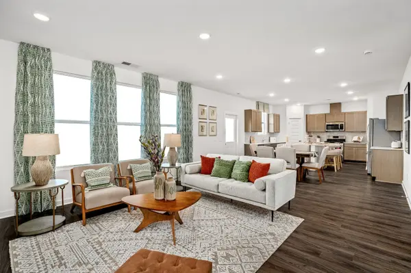 7131 Sutton Drive, White House, TN 37188