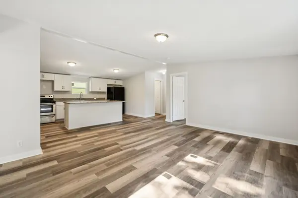 3117 Thompson Ln, Westmoreland, TN 37186