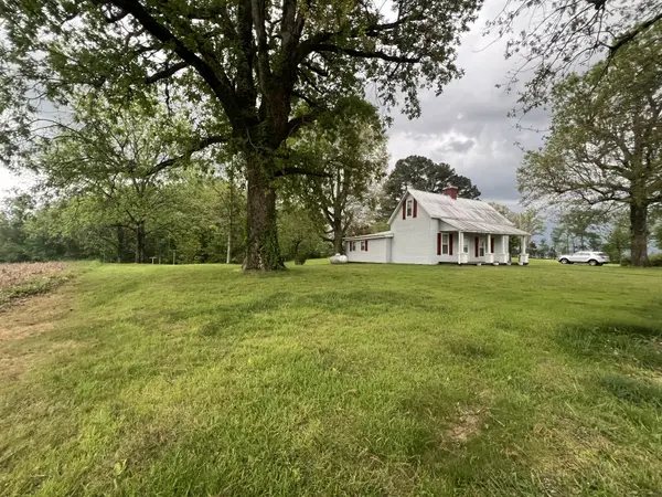 297 Appleton Rd, Five Points, TN 38457