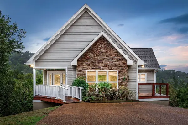 280 Sandgate Dr, Smithville, TN 37166