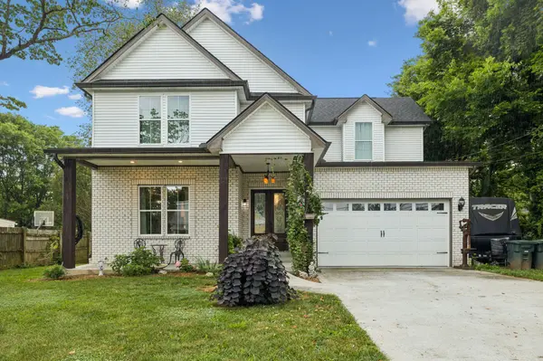 202 College St, Portland, TN 37148