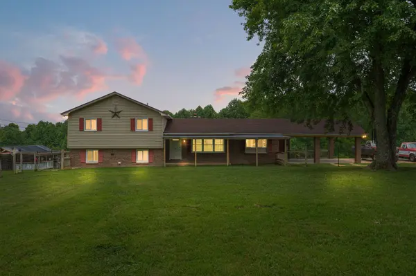 3037 Tunnel Rd, Westmoreland, TN 37186