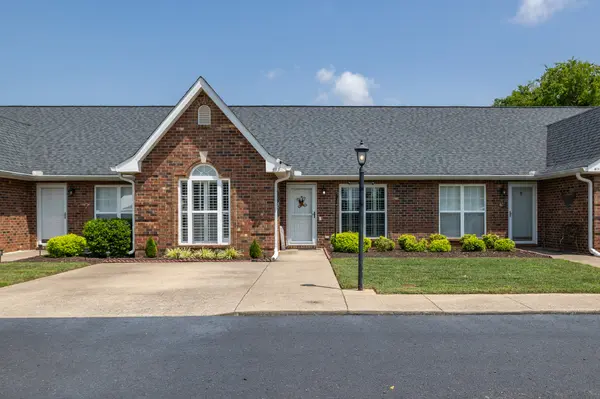 631 E Lane St,  Shelbyville,  TN 37160