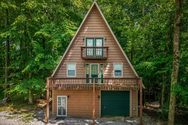 308 Cosby Parris Rd,  Byrdstown,  TN 38549