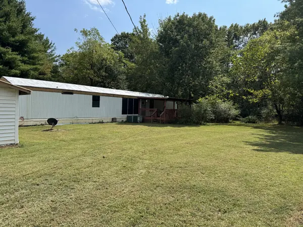 250 Breeze Inn Rd, Castalian Springs, TN 37031
