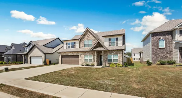 1620 Kestrel Dr, Clarksville, TN 37040