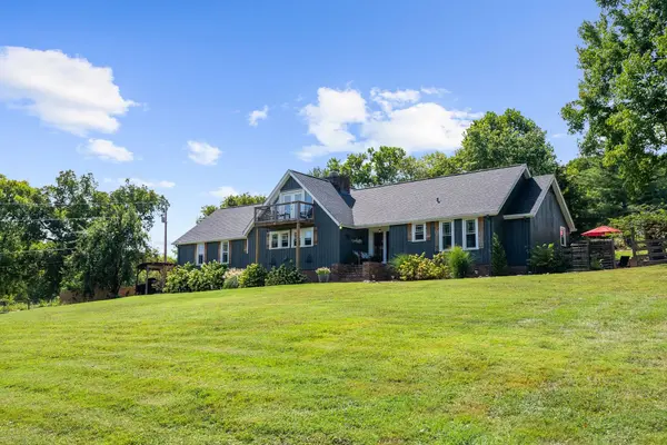 1633 Saundersville Rd, Hendersonville, TN 37075