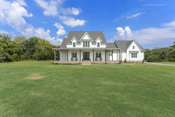 3380 Midland Acres Dr, Bell Buckle, TN 37020