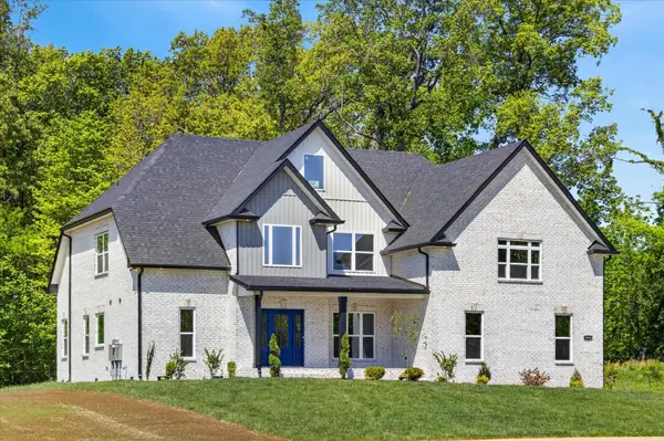 18 Cooper Creek, Woodlawn, TN 37191