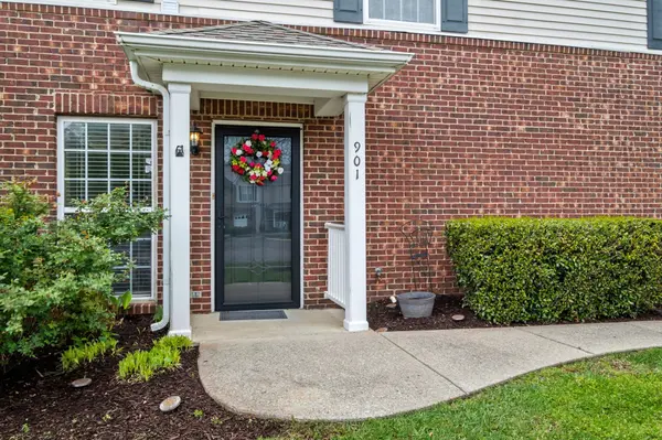 747 Tulip Grove Rd #901, Hermitage, TN 37076