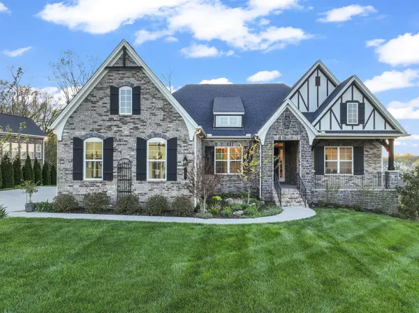 130 Brooksbank Dr, Nolensville, TN 37135
