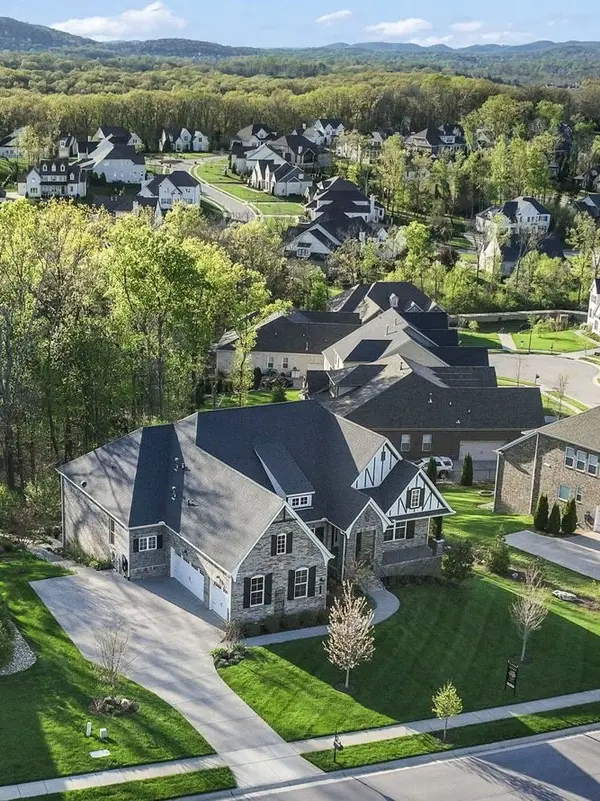 130 Brooksbank Dr, Nolensville, TN 37135