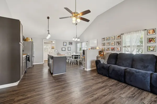 6 Badger Ln, Carthage, TN 37030