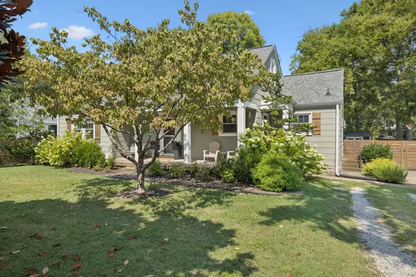951 Graybar Ln, Nashville, TN 37204
