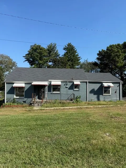 1105 Gibson Dr, Madison, TN 37115