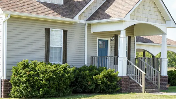 151 N Harris Rd, Portland, TN 37148