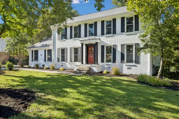 1456 Haynes Dr, Murfreesboro, TN 37129