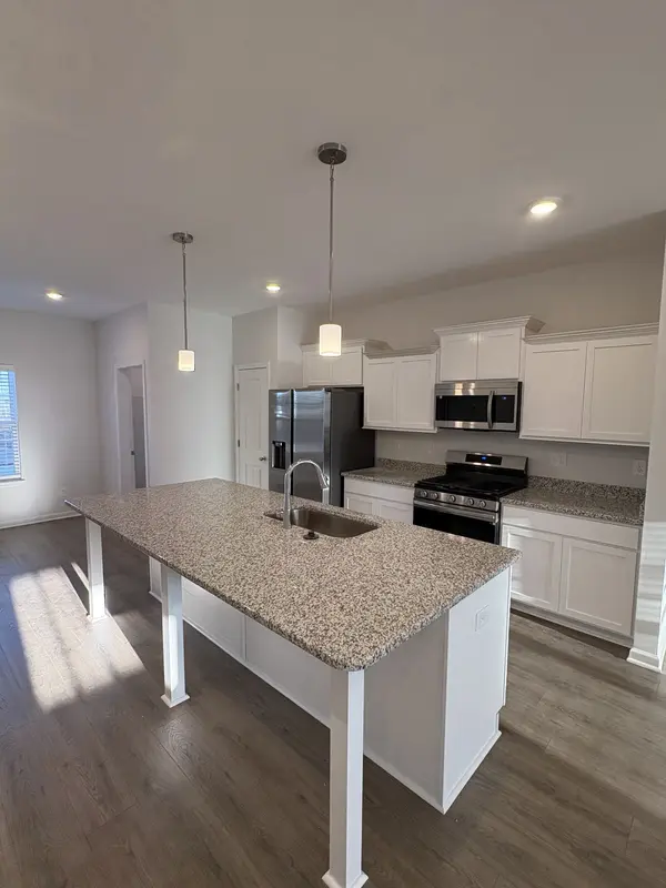 425 Burton Farm Dr, Smyrna, TN 37167