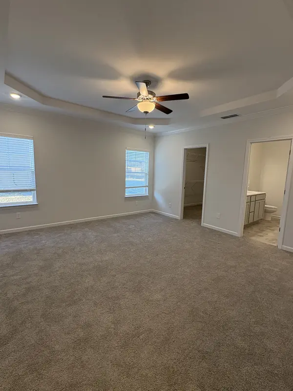 425 Burton Farm Dr, Smyrna, TN 37167