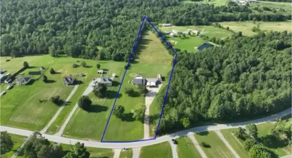 1062 Delmont Church Rd, Cadiz, KY 42211
