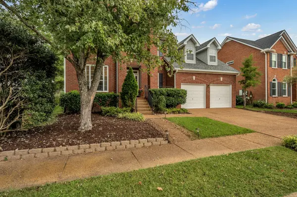 352 Cannonade Cir, Franklin, TN 37069