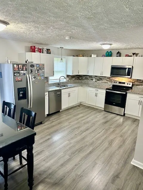 9 Lisa Ln S, Carthage, TN 37030