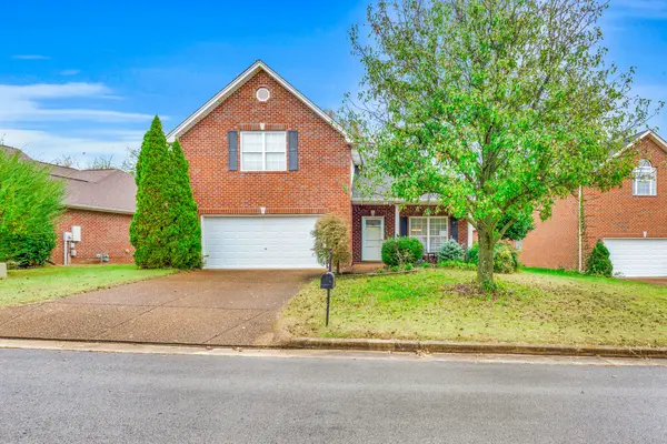 6941 Scarlet Ridge Dr, Brentwood, TN 37027