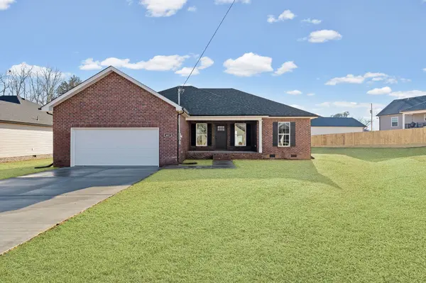 605 Shadow Dr, Shelbyville, TN 37160