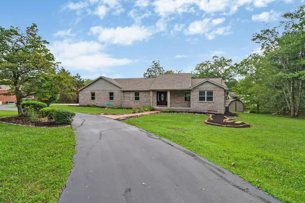 8621 Cherokee Trl, Crossville, TN 38572