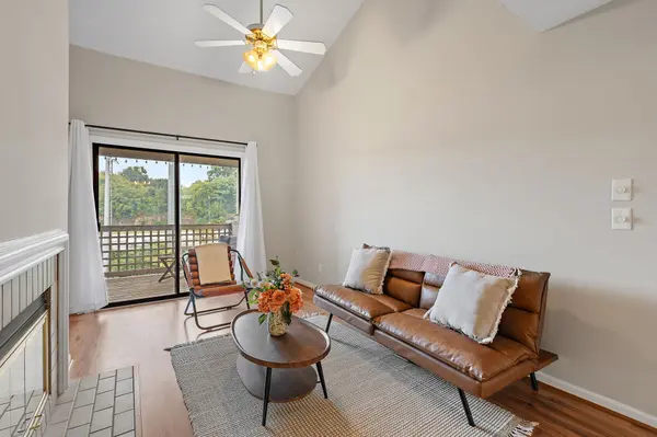 259 Hillsboro Pl, Nashville, TN 37215