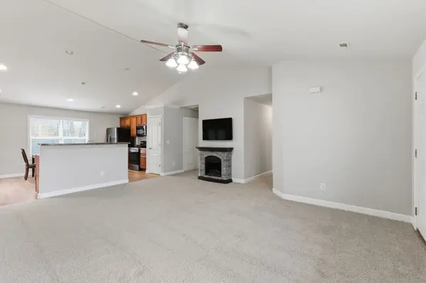 2036 Sparrow St, Spring Hill, TN 37174