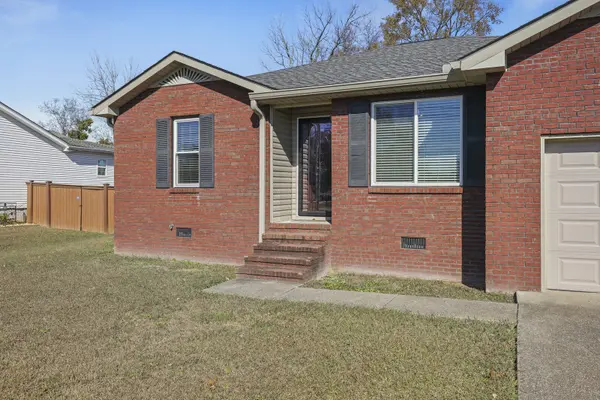 319 June Dr, Lebanon, TN 37087