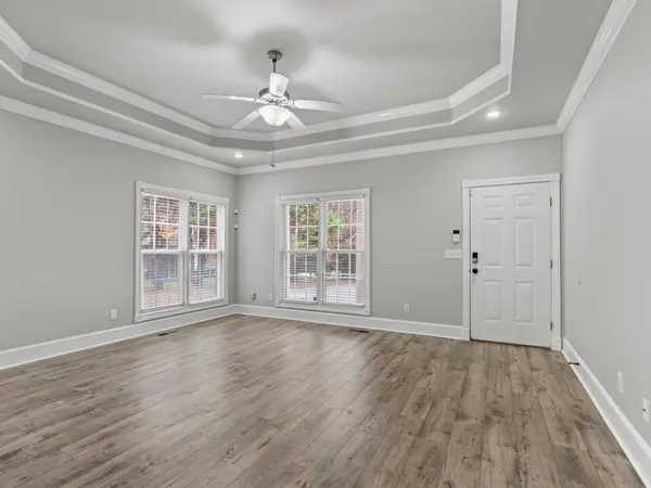 51 Brookwood Dr, Fayetteville, TN 37334