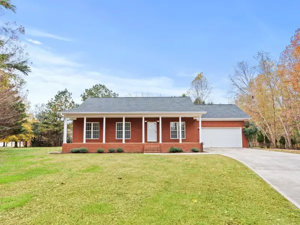 51 Brookwood Dr, Fayetteville, TN 37334
