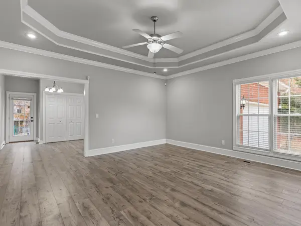 51 Brookwood Dr, Fayetteville, TN 37334