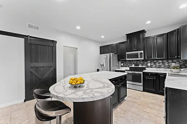 2207 Ambergate Dr, Murfreesboro, TN 37127