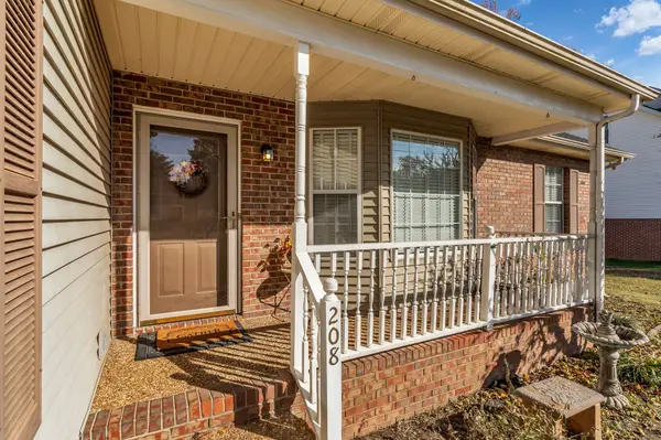 208 Beechbrook Ct, White House, TN 37188