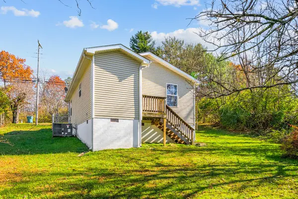 516 Old Mail Rd, Crossville, TN 38555
