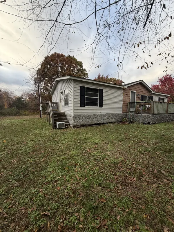 2749 Highway 47 #N, White Bluff, TN 37187