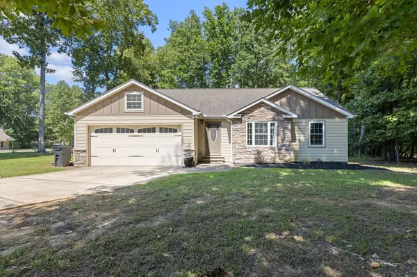 21 Hilltop Dr, Winchester, TN 37398