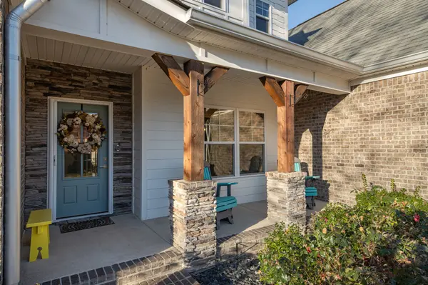 1416 Brook Dr, Columbia, TN 38401