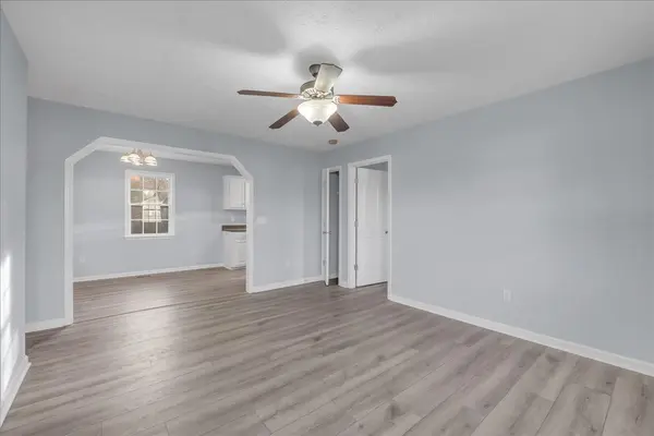 88 Brook Hollow Cir, Manchester, TN 37355