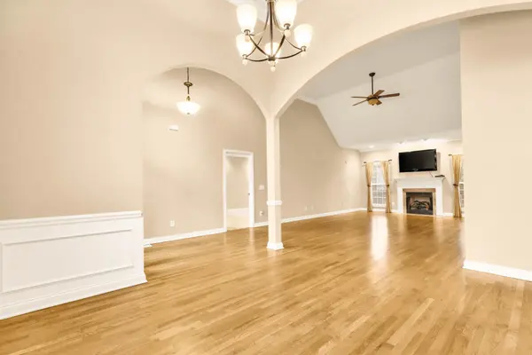 1019 Carrs Creek Blvd, Greenbrier, TN 37073