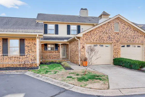 309 Kingswood Ct, Clarksville, TN 37043