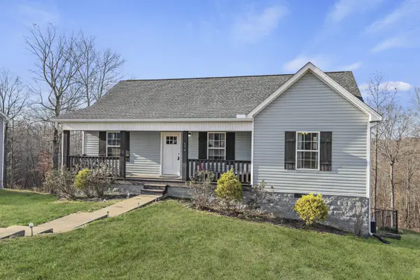 556 Skyview Dr, Ashland City, TN 37015