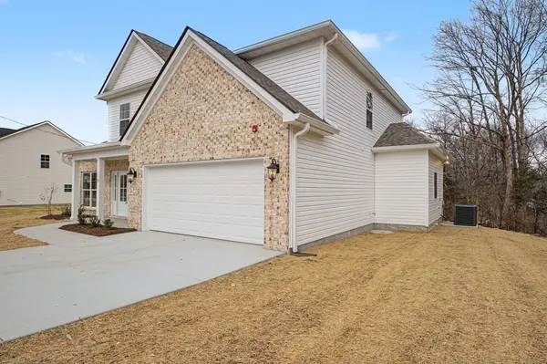 137 Traveller Ln, La Vergne, TN 37086