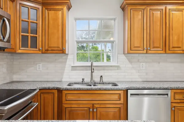 2907 York Rd, Pleasant View, TN 37146
