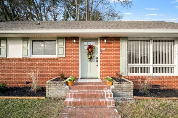 1403 Diana St, Murfreesboro, TN 37130