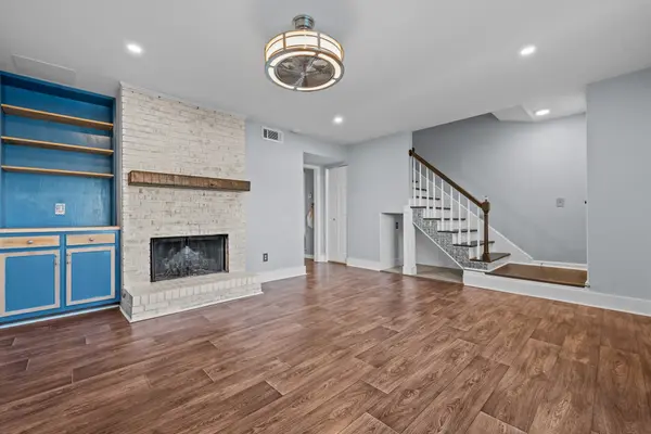 501 Williamsburg Dr, Nashville, TN 37214
